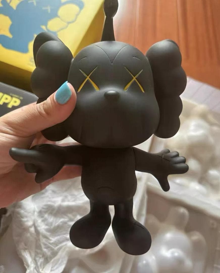 MEDICOM TOY /カウズ フィギュアKAWS JPP黄色と黒の2個セット