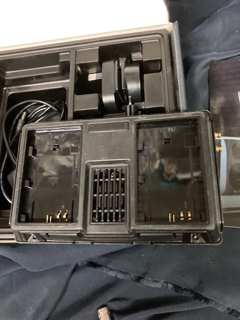 Blackmagic Video Assist 5インチフルHDモニター