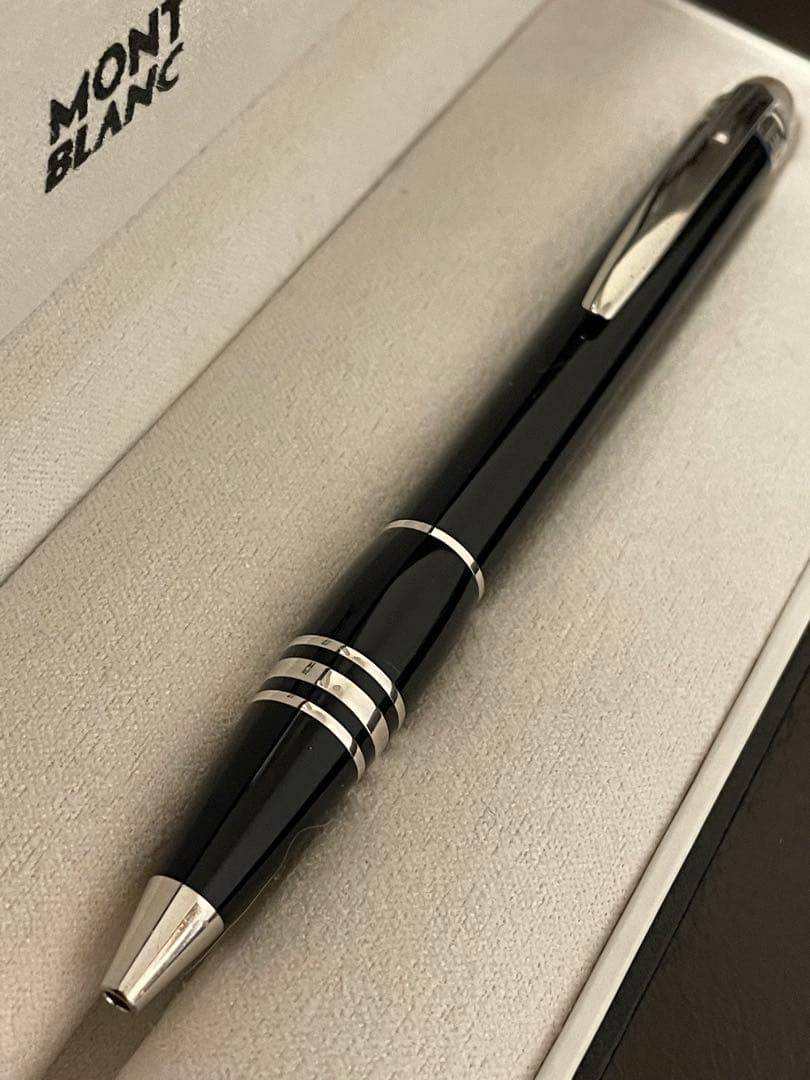 ◾️モンブラン◾️スターウォーカー◾️ボールペン◾️プラチナ◾️化粧箱付属◾️￼
