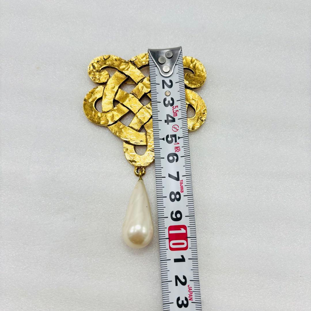 希少　CHANEL シャネル　ヴィンテージ　1970年代　ブローチ　ゴールド