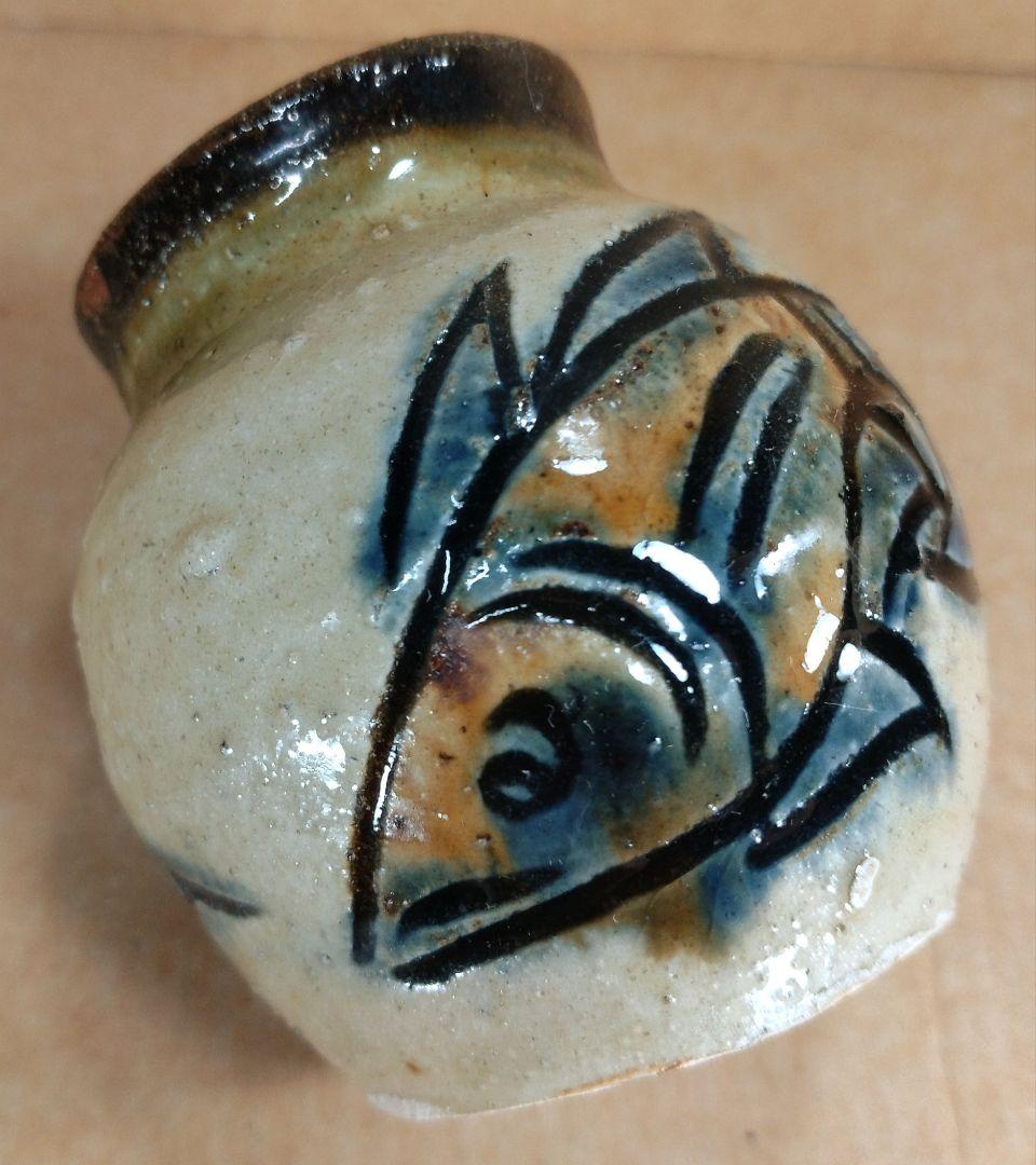 本物保証】金城次郎 小壷(魚文,2匹)共箱 栞 壷屋焼 人間国宝 美品 やちむん