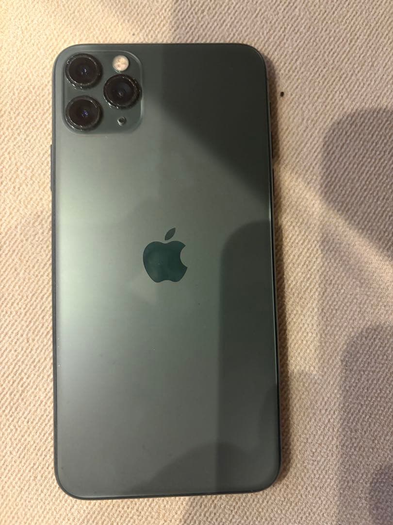Apple iPhone 11 Pro Max 256G simフリー　ケース付
