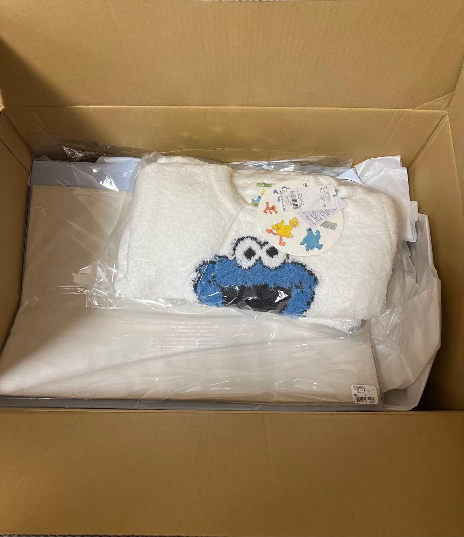 セサミストリート クッキーモンスター パジャマ 110〜120 新品未使用未開封