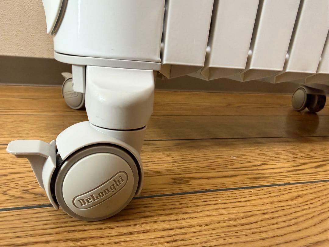 デロンギ 〜13畳 リモコン付 オイルヒーター Belcaldoベルカルド