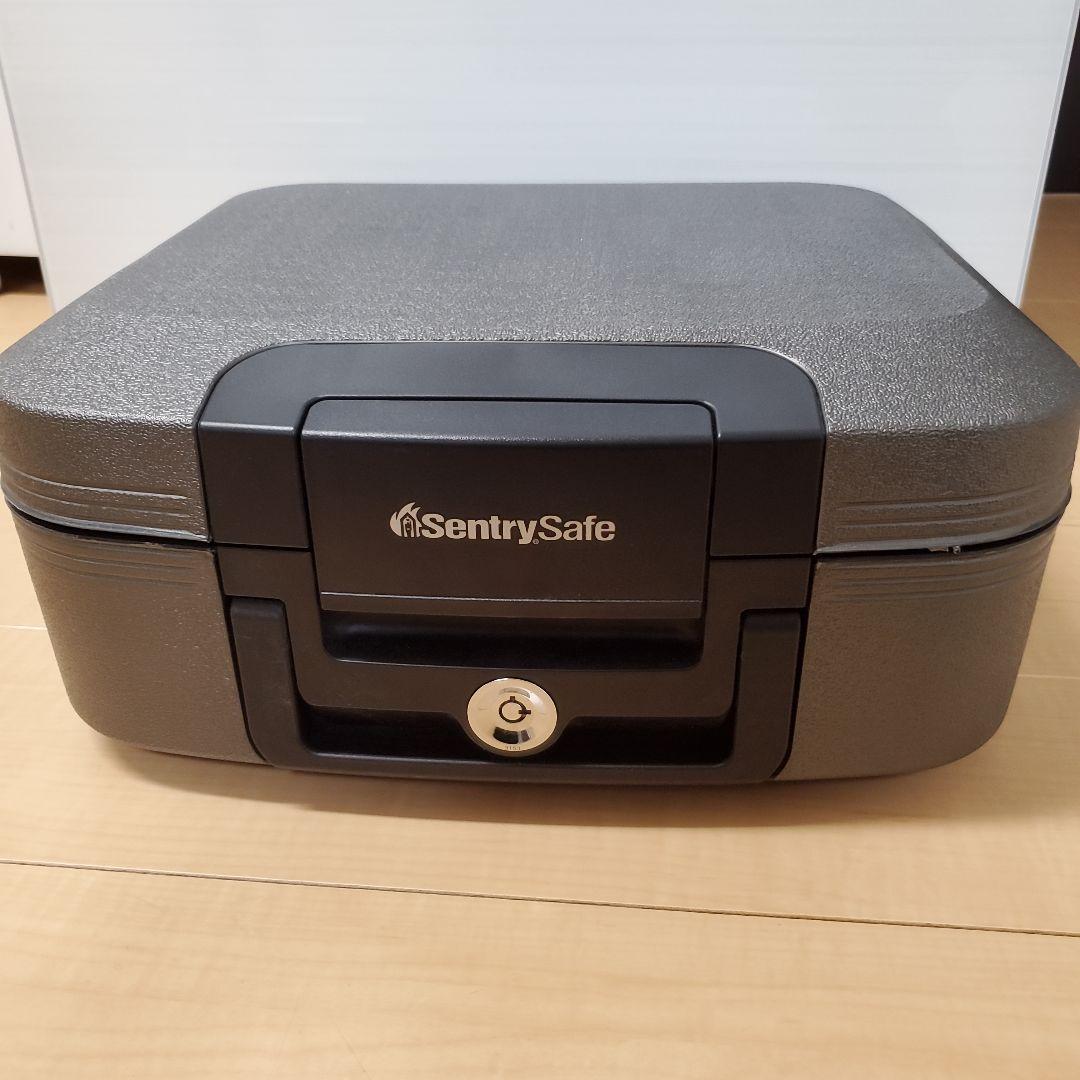 金庫　セーフティーボックス　アメリカで購入