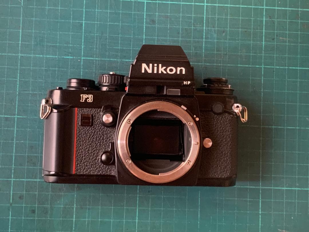 フィルムカメラ Nikon F3 HP + 2 Lens