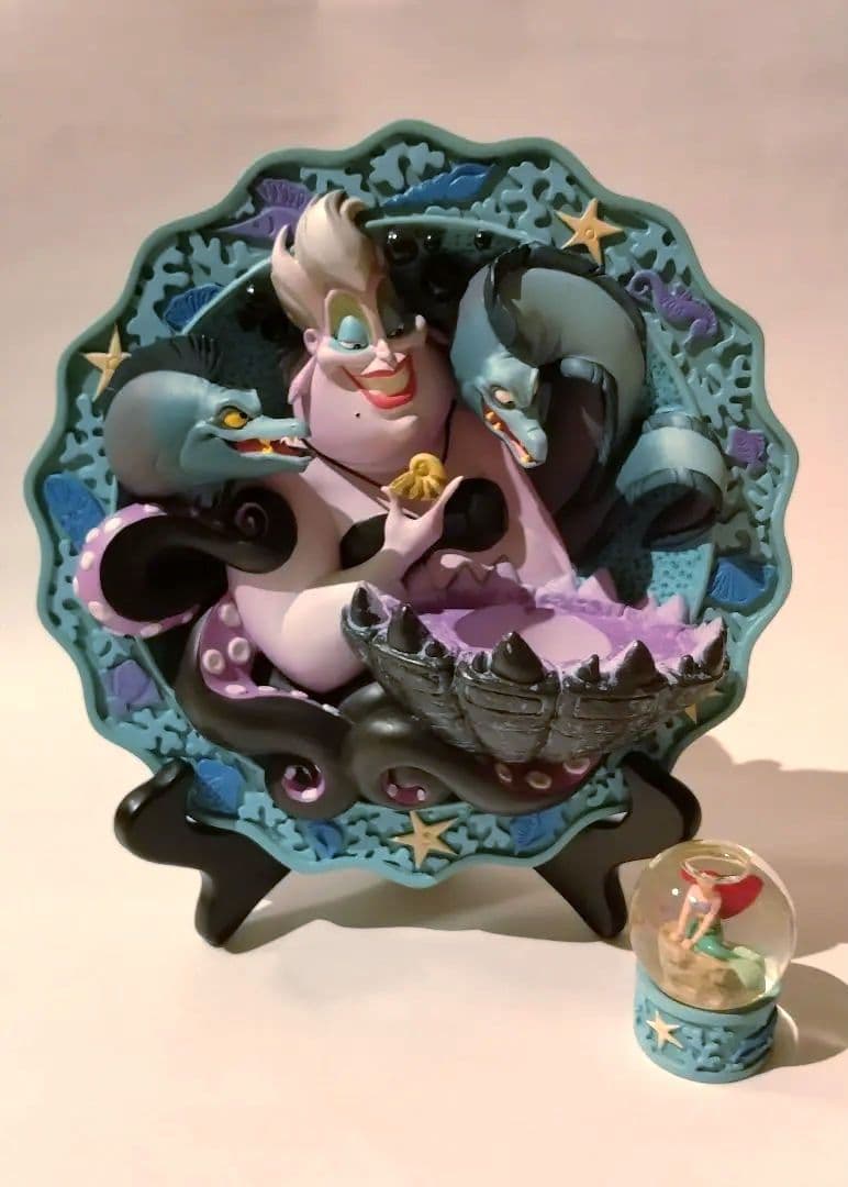【新品】リトルマーメイド 　アースラスペル　レリーフプレ