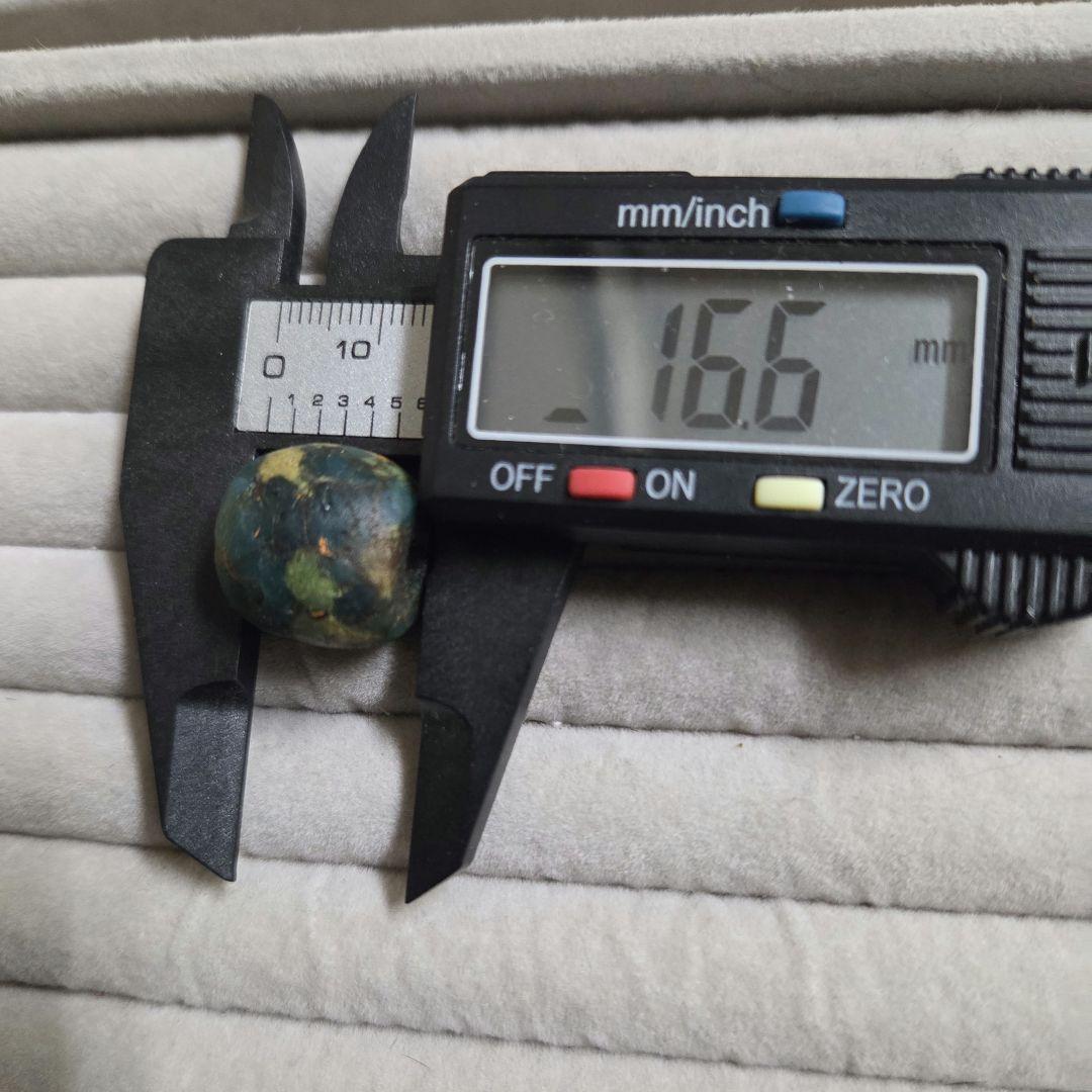 009　ビーズ　古代ジャワ玉　ジャワ島東部で出土　！