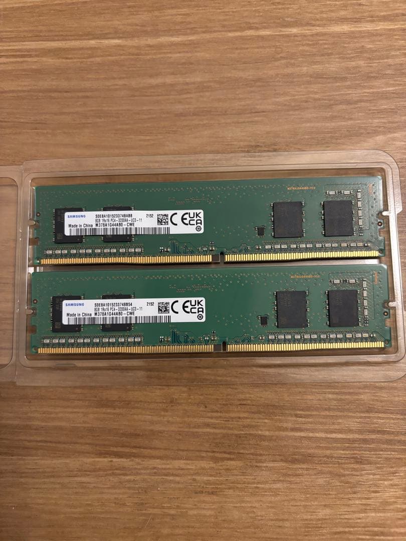 DDR4 8GB×2枚メモリ M378A1G44AB0-CWE