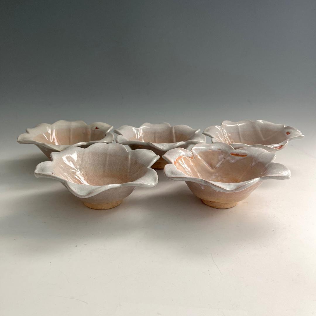 タ*カ様 萩焼 11客 菓子鉢 萩 輪花 百合花形向付 皿 茶道具 煎茶