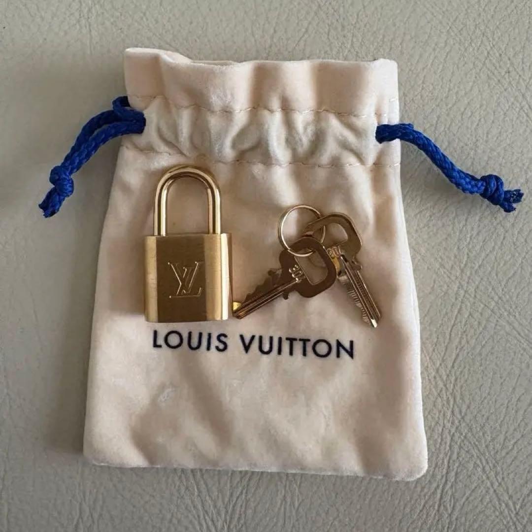 【新品未使用】【正規品】 ルイヴィトン 南京錠 パドロック カデナ304