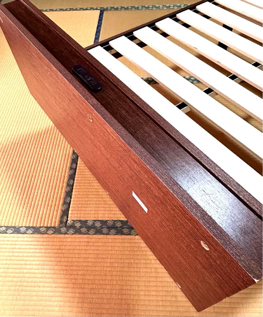 シングルベッドフレーム 棚付き コンセント付 ブラウン TKSB-S