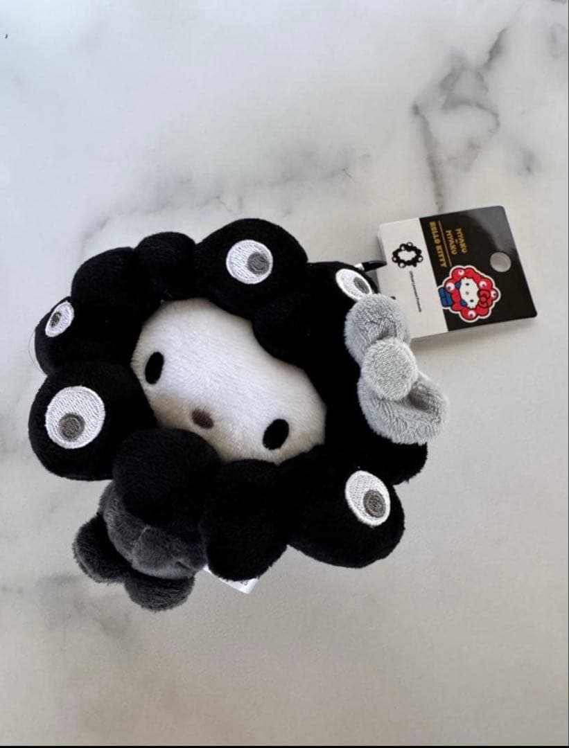 k*z様 EXPO2025 ミャクミャク　サンリオ　ブラック　カラビナ　ハローキ