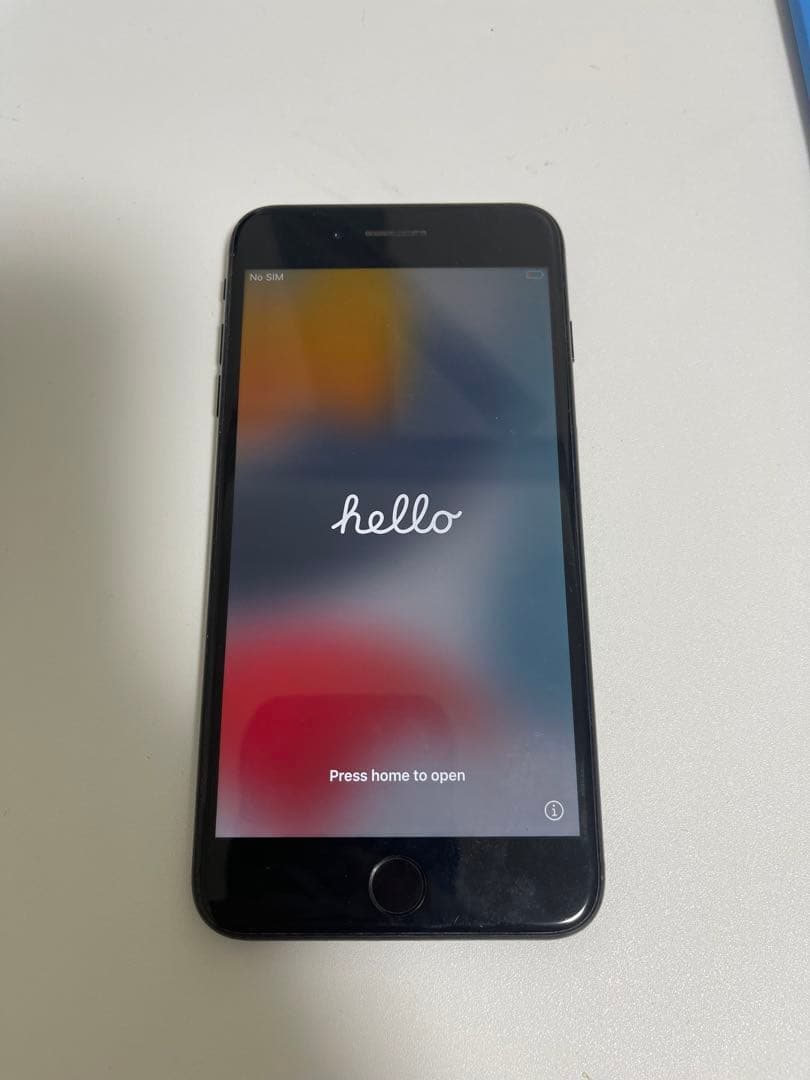 Apple iPhone7plus 本体 ブラック