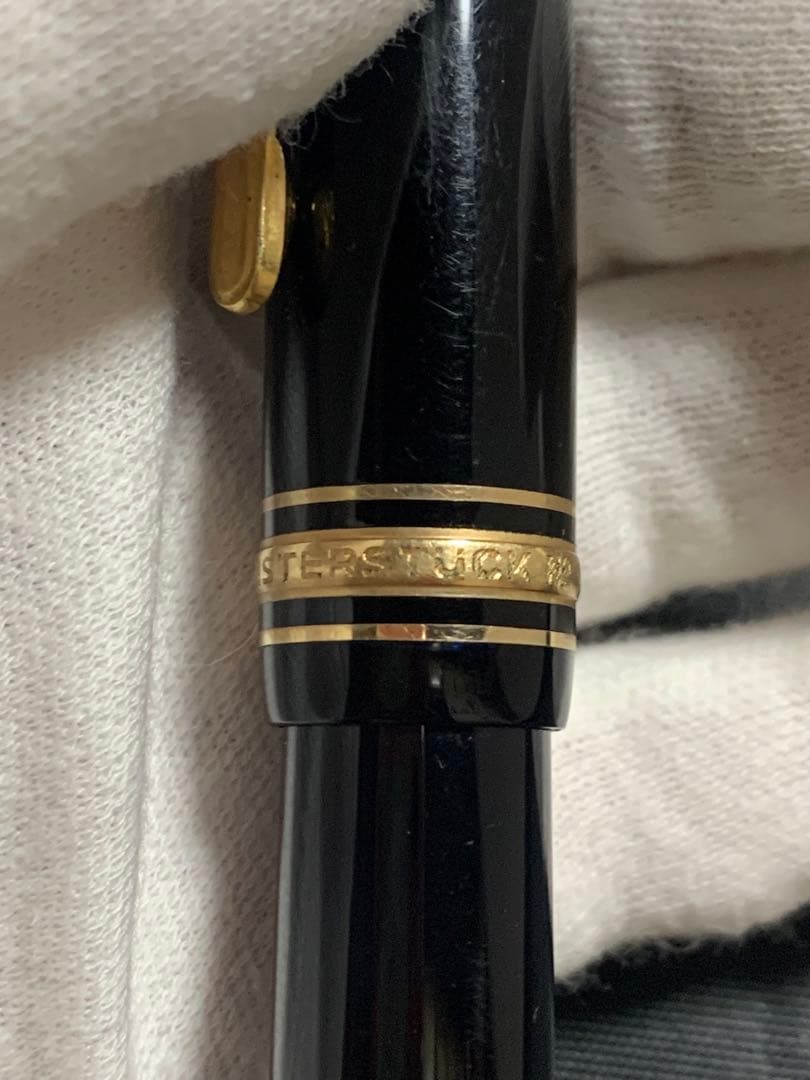 t*s様 Montblanc 万年筆 黒