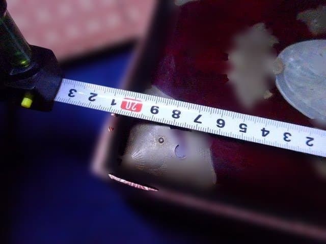 翡翠が象嵌された大きめの頑丈な宝石箱です。未使用品。上海製　元箱つき