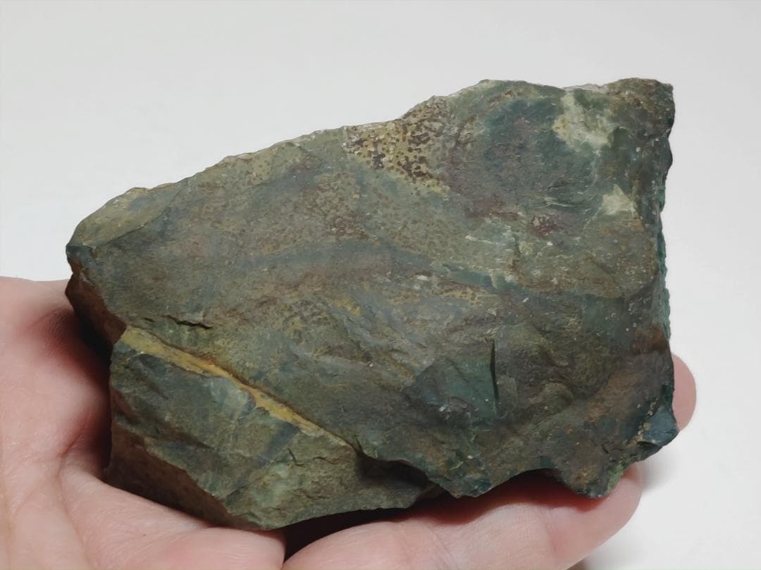 M-84 出雲石 294g 碧玉 瑪瑙 原石 鑑賞石 自然石 誕生石 鉱石 鉱物