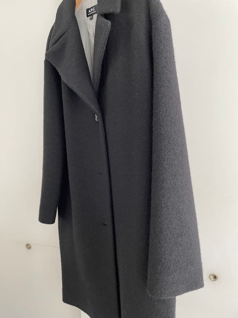 美品 A.P.C. 黒 チェスターコート 34 NINA