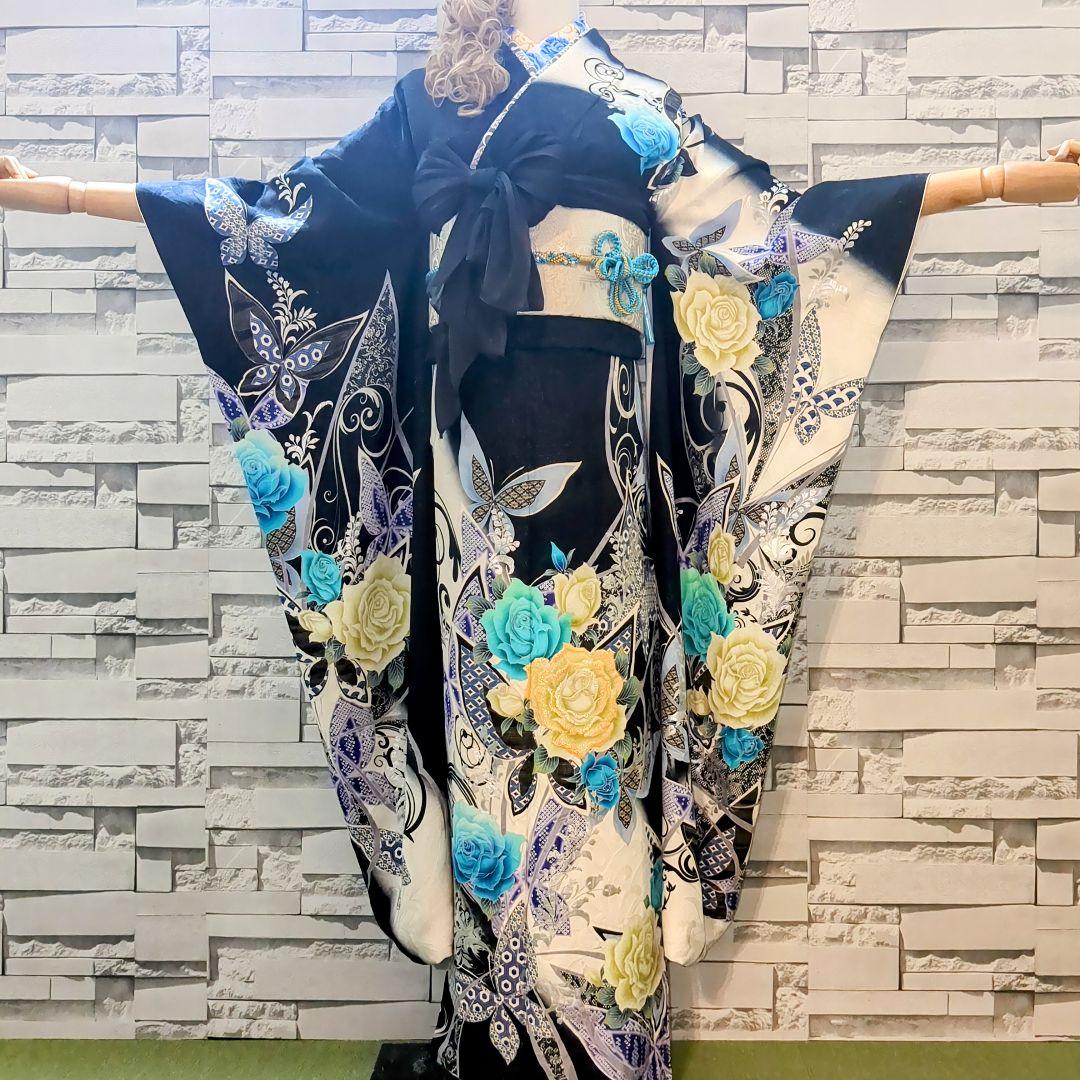 正絹振袖 駒刺繍 薔薇 蝶 銀通し 振袖セット 振袖フルセット 黒青白 62