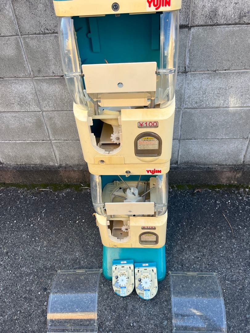 鍵付 ガチャマシン YUJIN 2連型 ガシャポン 本体 ベンダー イベント