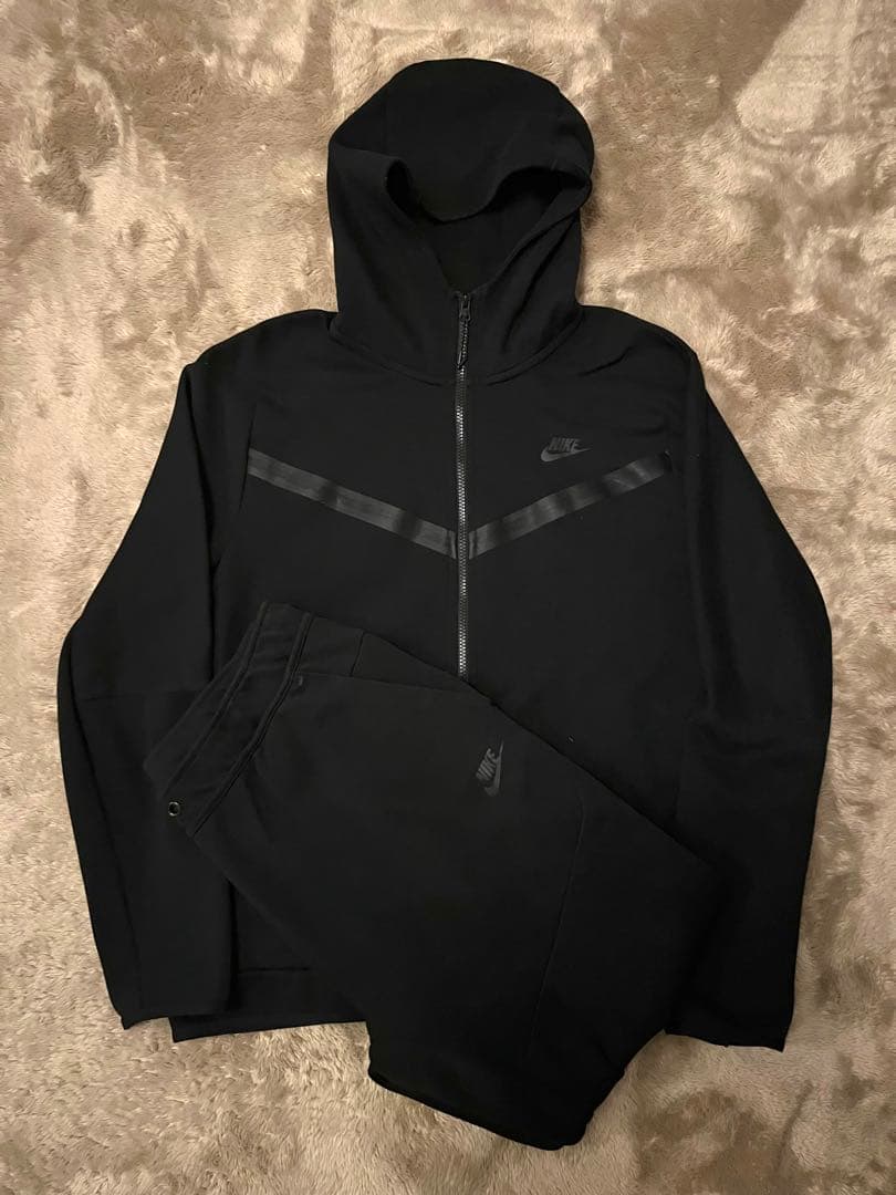 ナイキ　セットアップ　テックフリース　ブラック