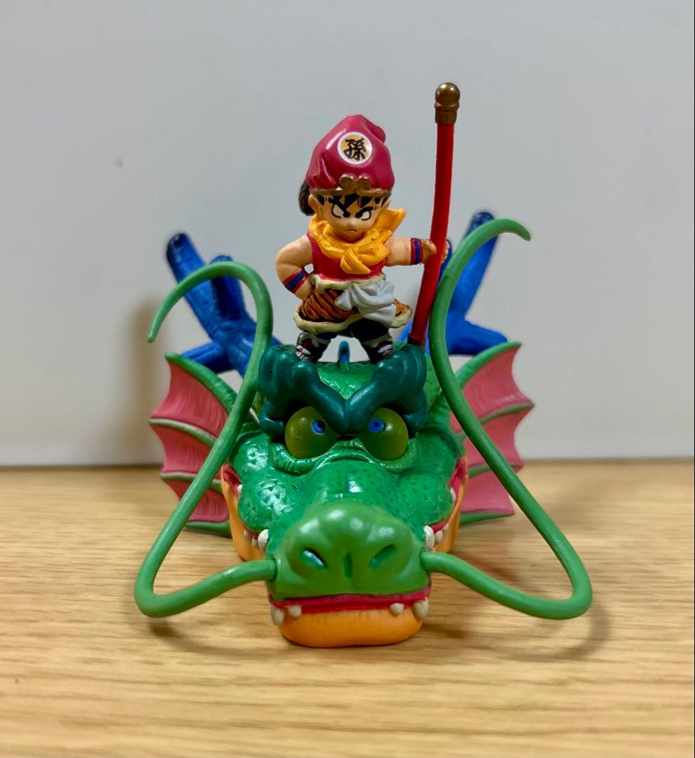 ドラゴンボールカプセル　ネオ 帰ってきたサイヤ人編　フィギュア