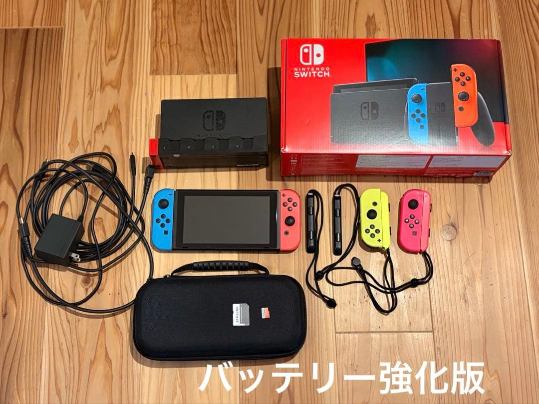 新型 Nintendo Switch 本体 ジョイコン microSD ケース付