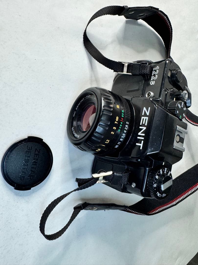 ZENIT 122B フィルム一眼レフカメラ