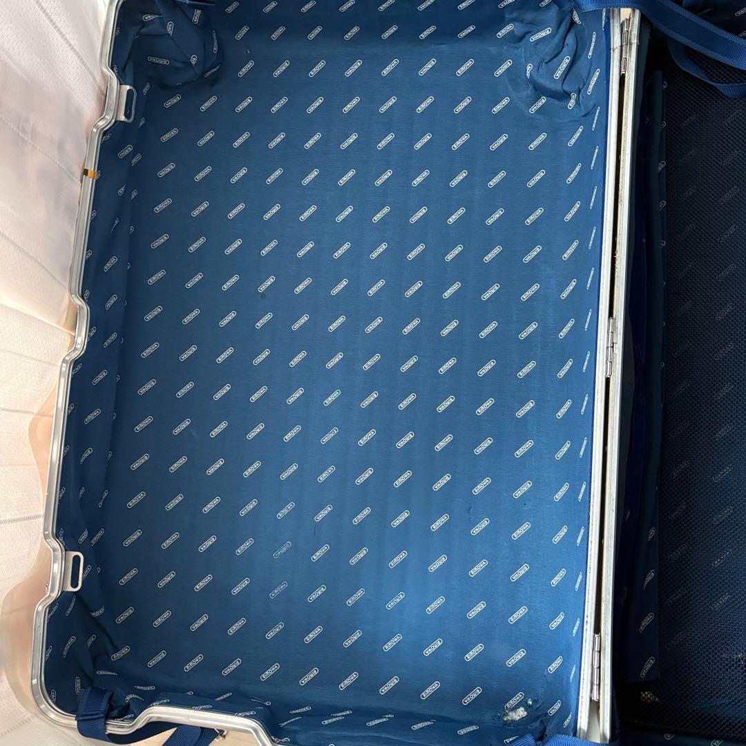 Rimowa リモワトパーズ　キャリーケース プルタブ　サイドハンドル　青ロゴ