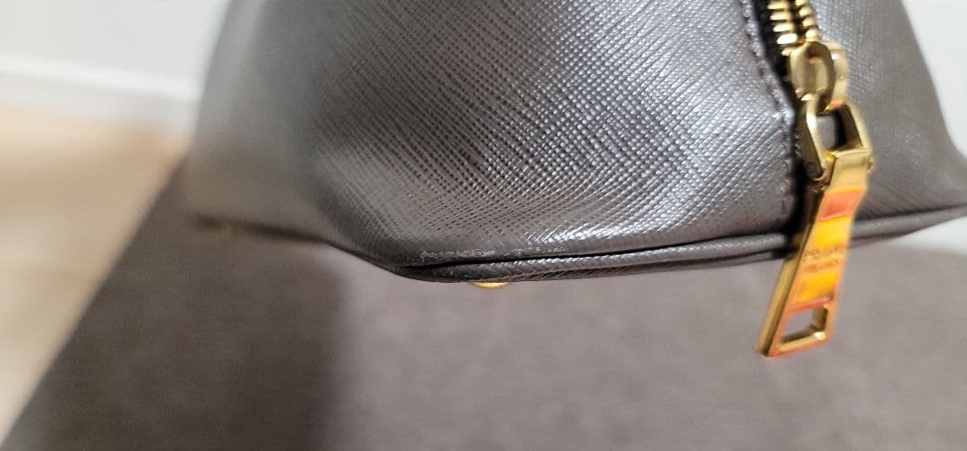 コージー様 PRADA BL0812