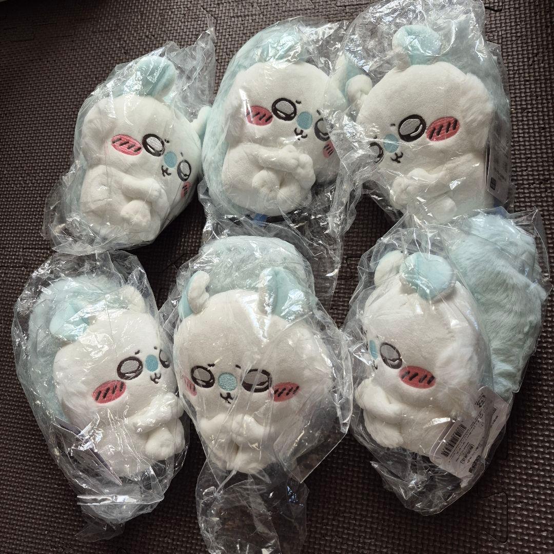 ちいかわ 切ない顔のモモンガぬいぐるみ