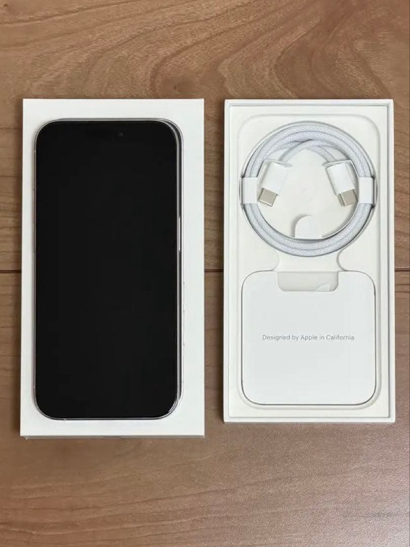 SIMフリー iPhone 15 Pro 128GB ナチュラルチタニウム