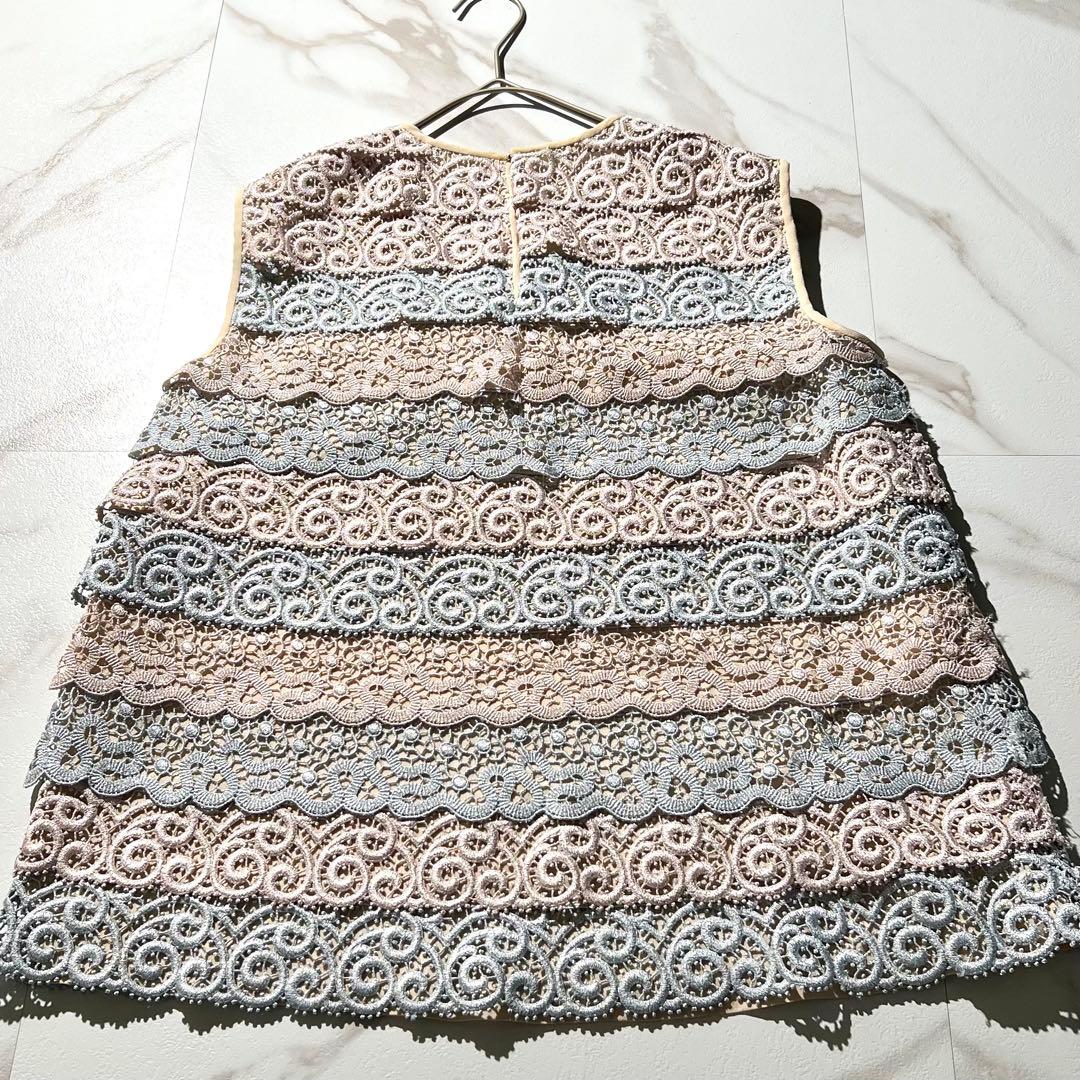 入手困難✨ ミュウミュウ ノースリーブ トップス シルク100% マルチカラー