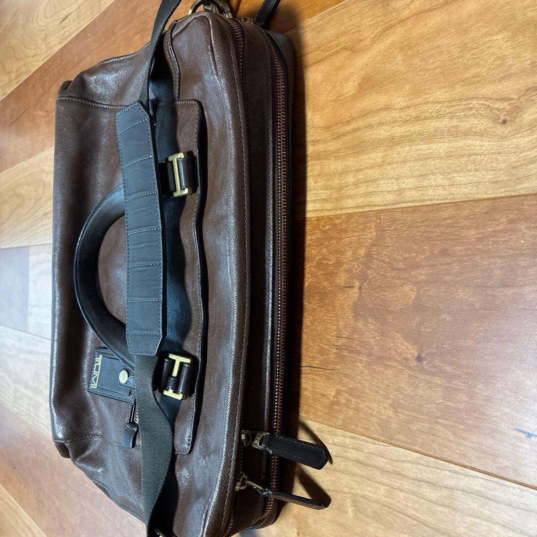 TUMI ブラウン レザー ビジネスバッグ