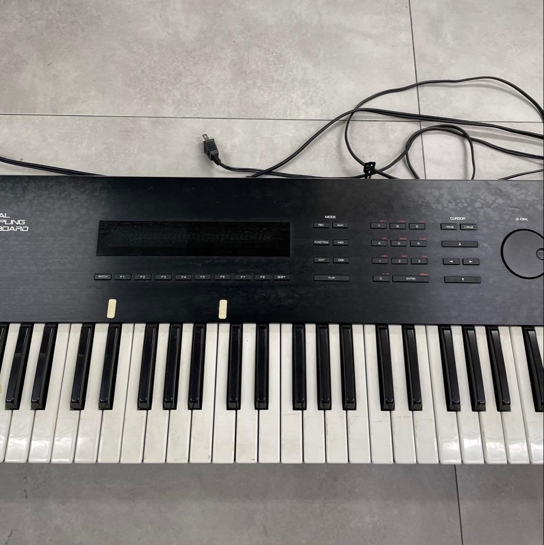 Roland S-50 デジタルシンセサイザー