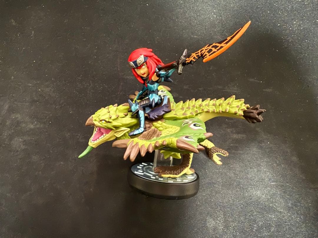 amiibo アミーボ　リオレイア&シュヴァル　モンスターハンター