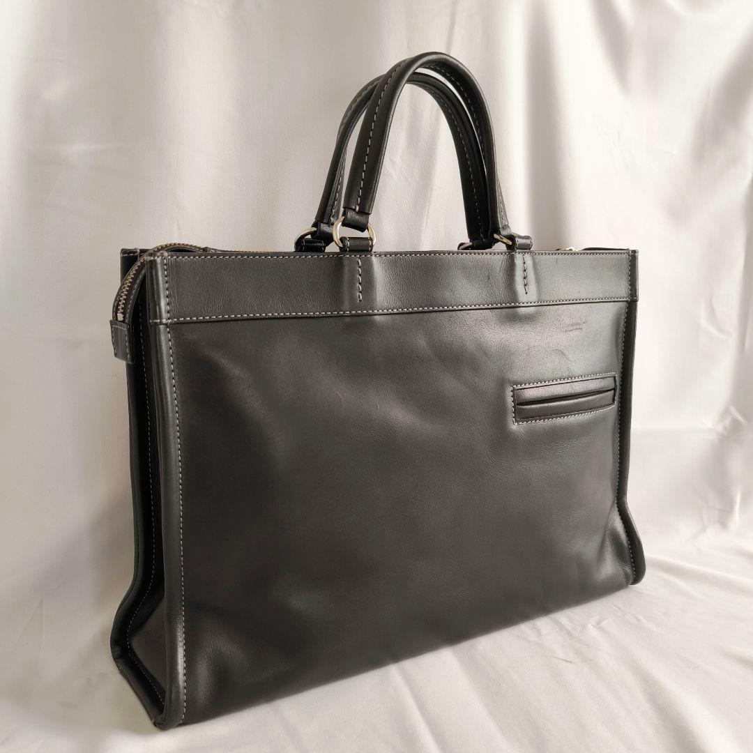 【美品】土屋鞄　プロータ　ビジネスバッグ　ブリーフケース　防水　黒　レザー