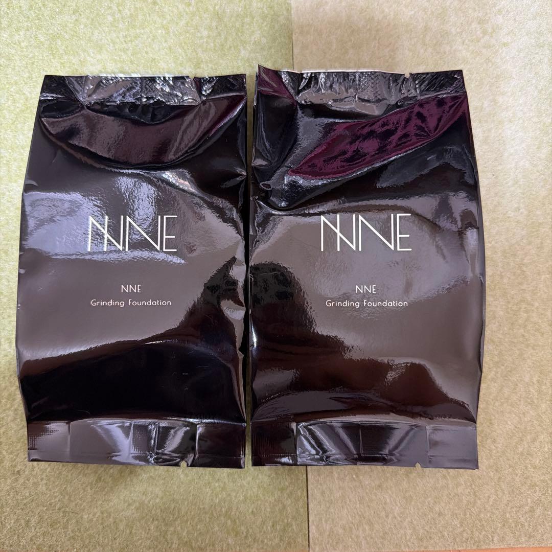 NNE グライディングファンデーションレフィル　ライトベージュ