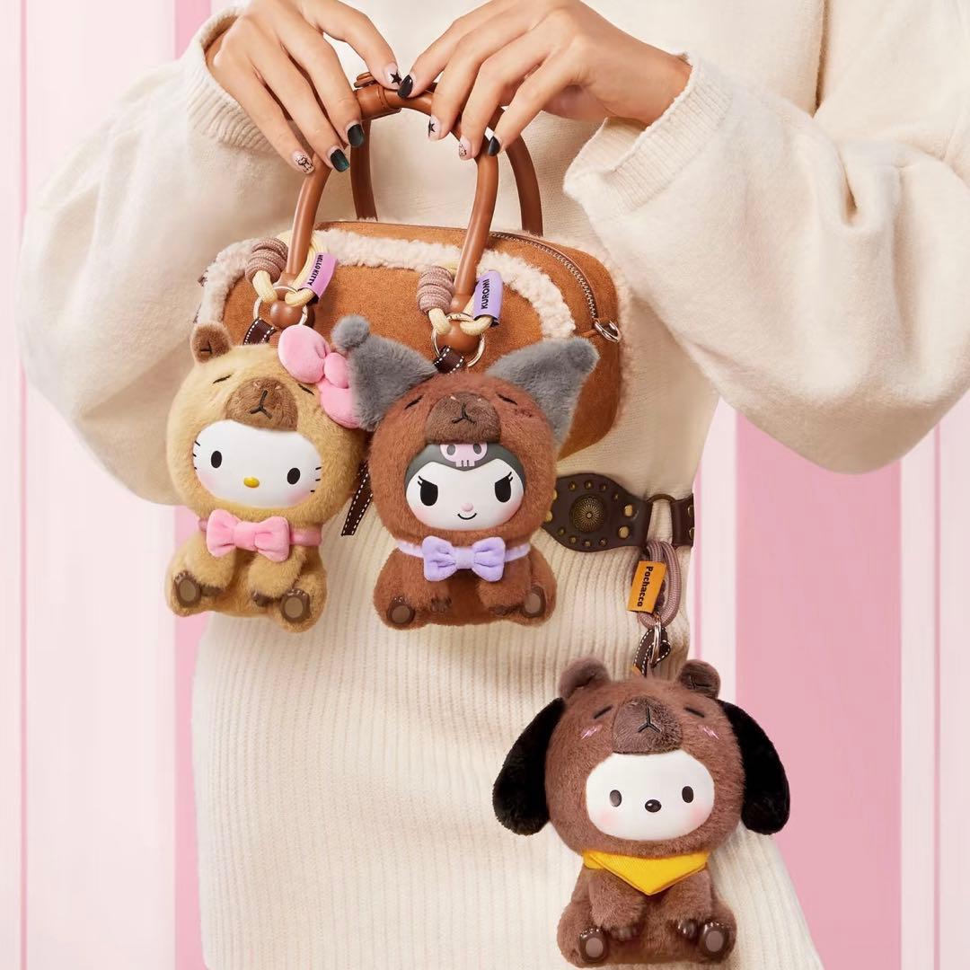 未開封品　MINISO サンリオ　カピバラ　ぬいぐるみチャーム　6点セット