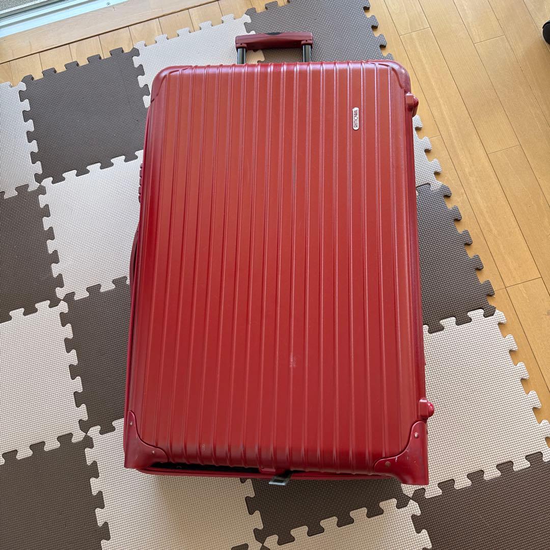 リモワスーツケースです。80-90リットル。