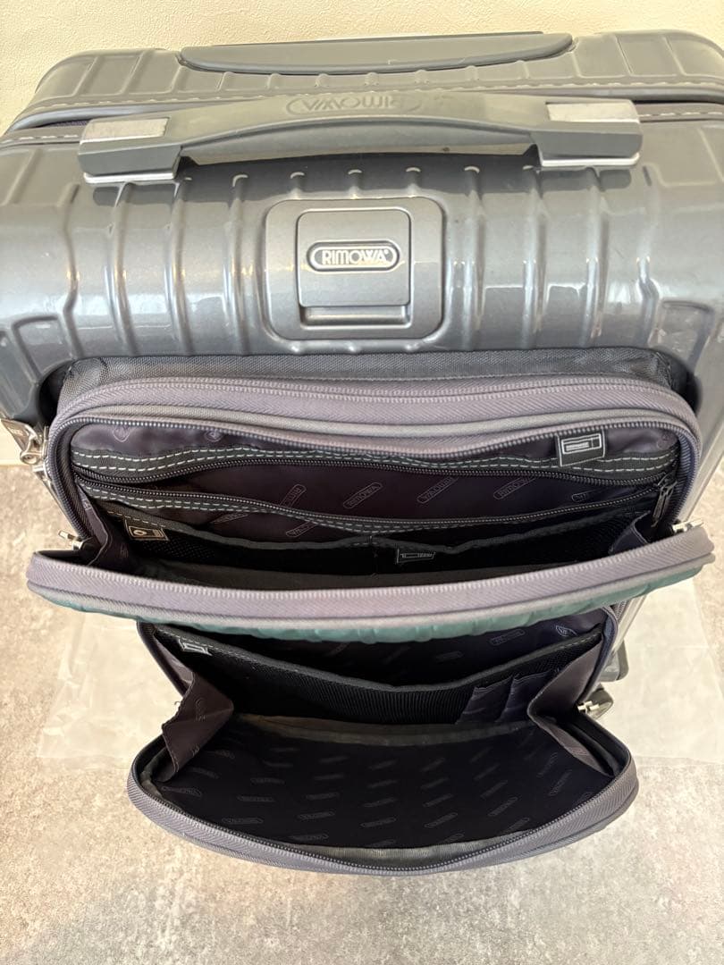 RIMOWA SALSA DELUXE リモア　サルサ ハイブリッド 35L４輪