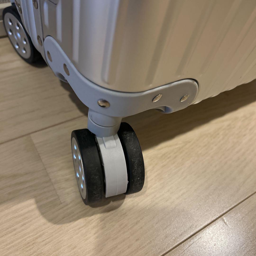 超美品✨スーツケース オールアルミ合金 キャリーケース　シルバー　機内持ち　S