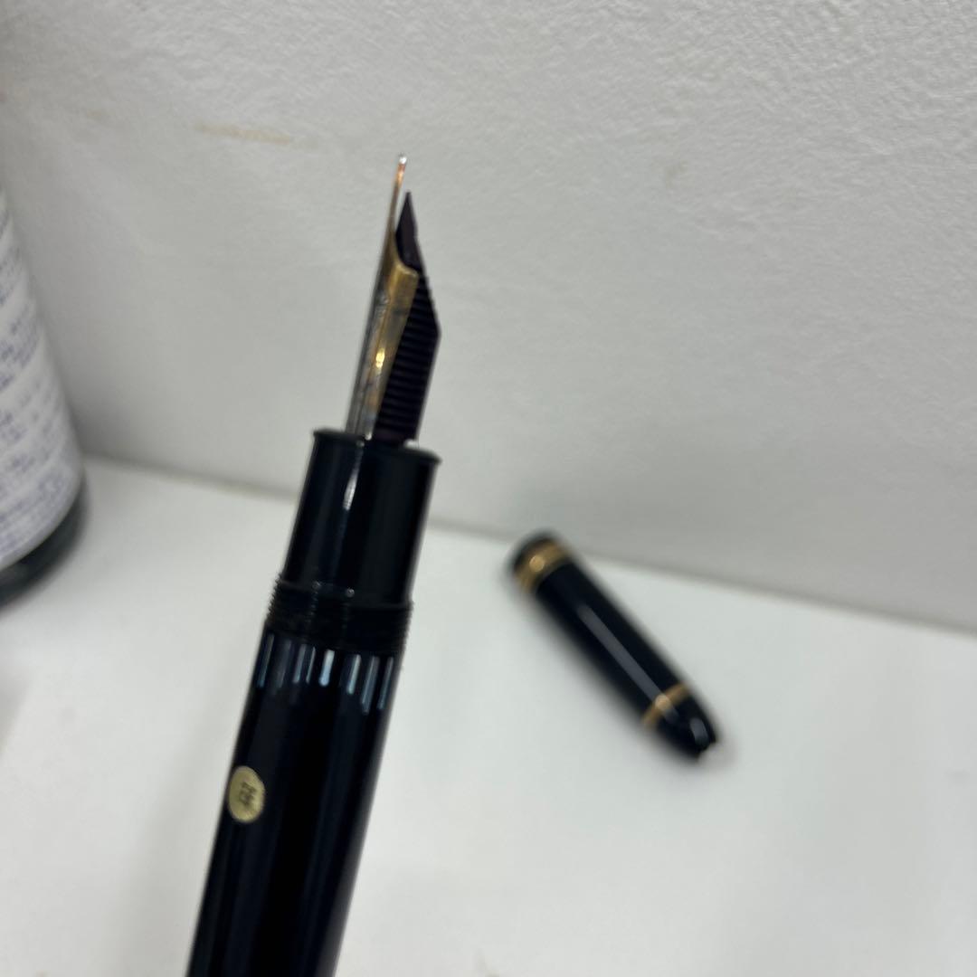 m*s様 【極上美品♪】モンブラン 万年筆 ドイツ製 14C 70年代後期