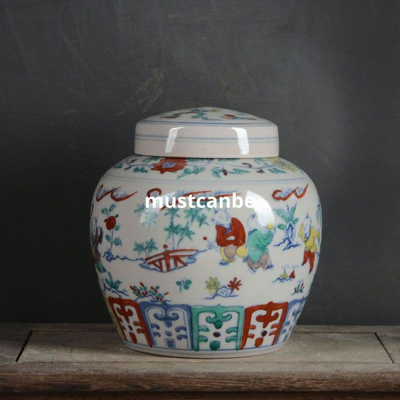 斗彩童子紋紅胎缶 景徳鎮 陶磁器 装飾品 現代工芸品 美術品 置物