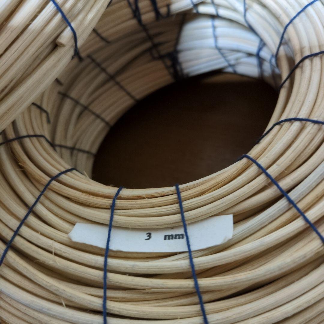 ポポポ籐籠用　籐3mm丸芯 300グラム前後　５巻