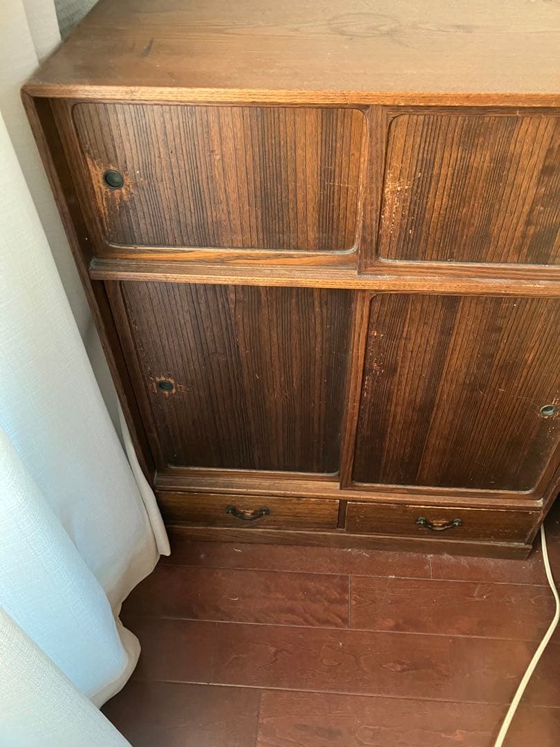 昭和レトロデザイン　木製箪笥　茶箪笥