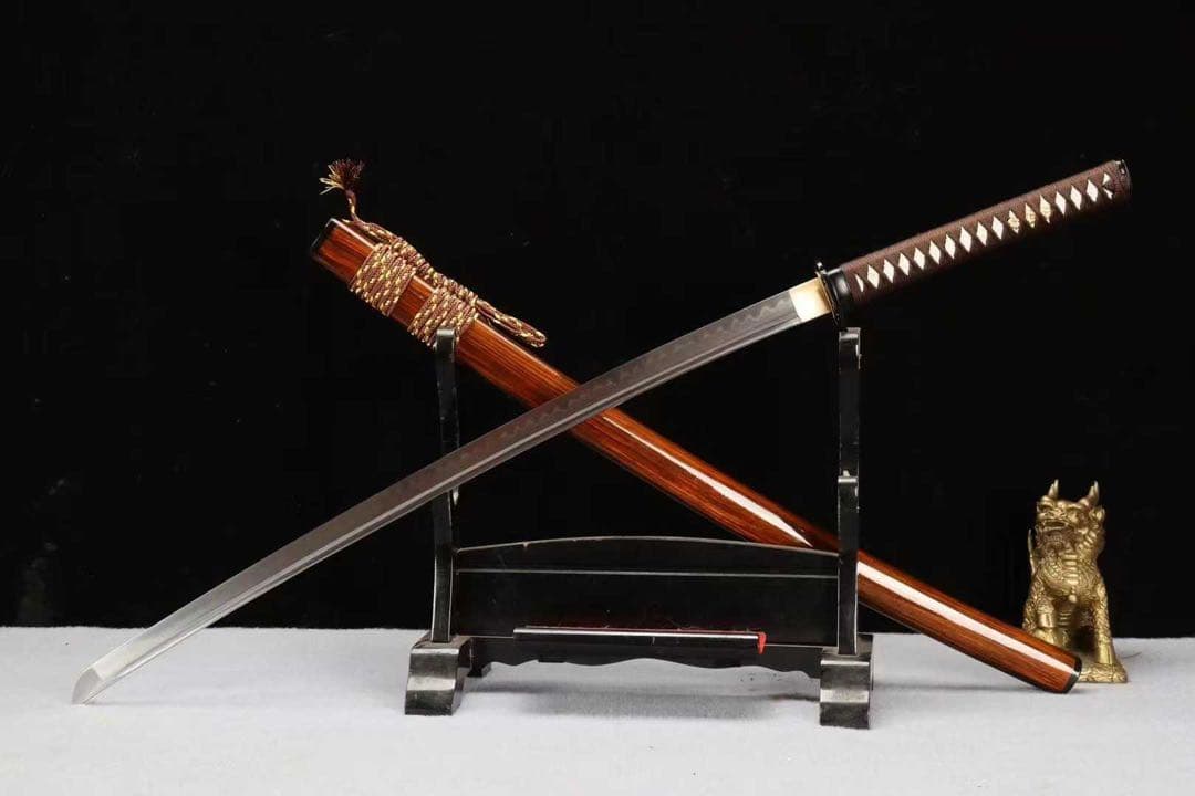 「武一」実木漆塗拵 板目肌流れ入り 鉄地金具