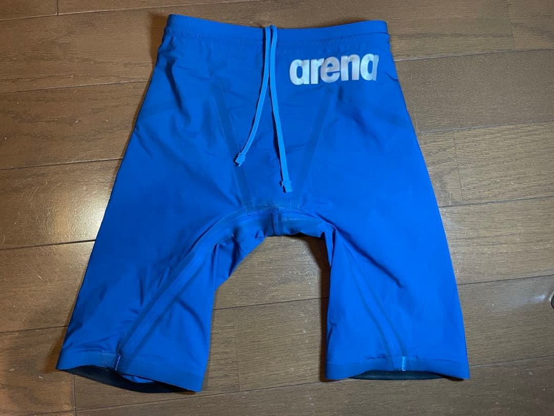 アリーナ高速水着アクアフォースストームSSSサイズ