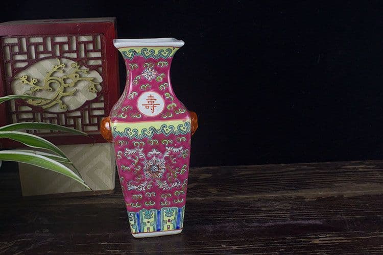 景徳鎮陶磁パステルカラー万寿無疆四方花瓶 陶磁器 装飾品 現代工芸品美術品 置物