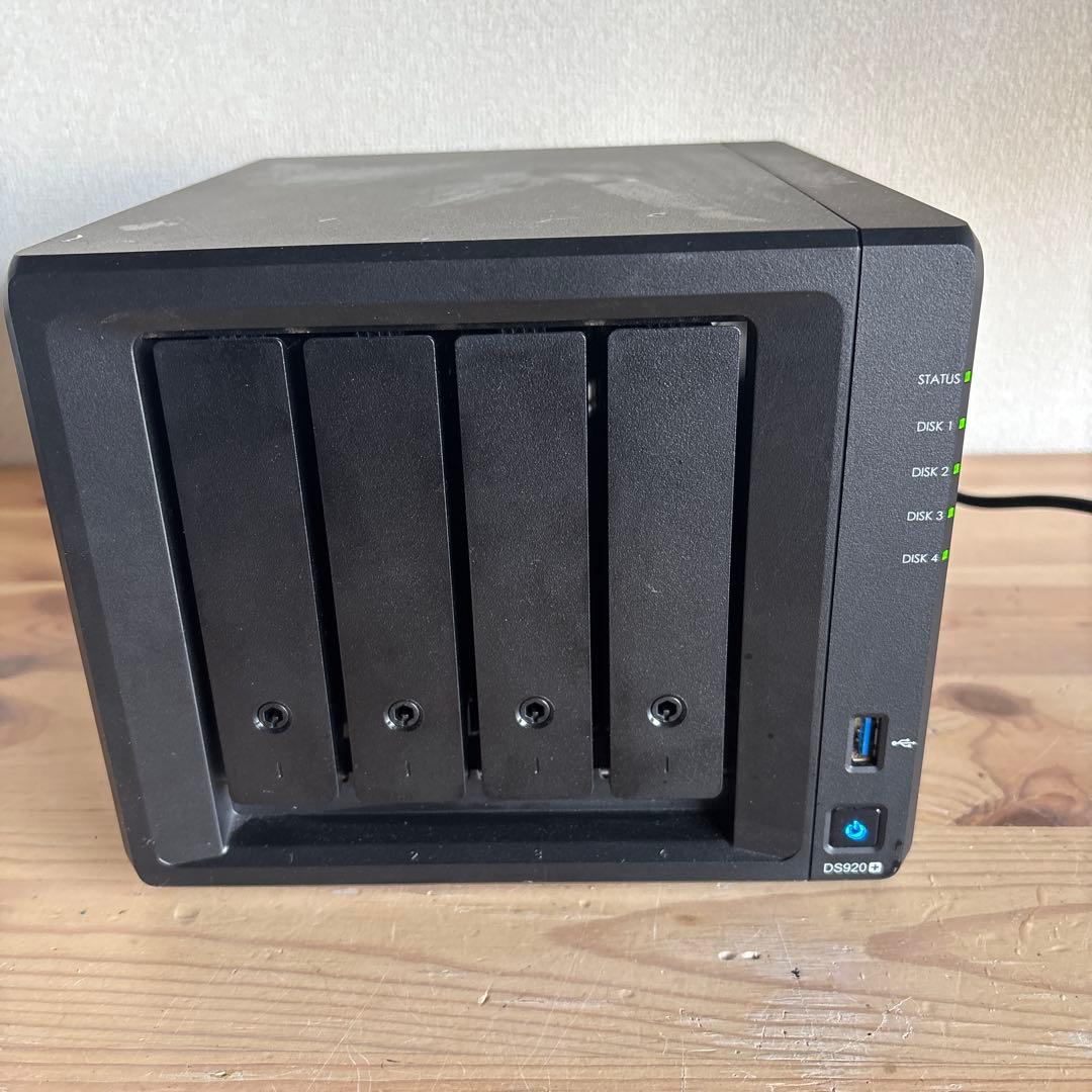 Synology シノロジー DS920+＆HDD TOSHIBA 10TB
